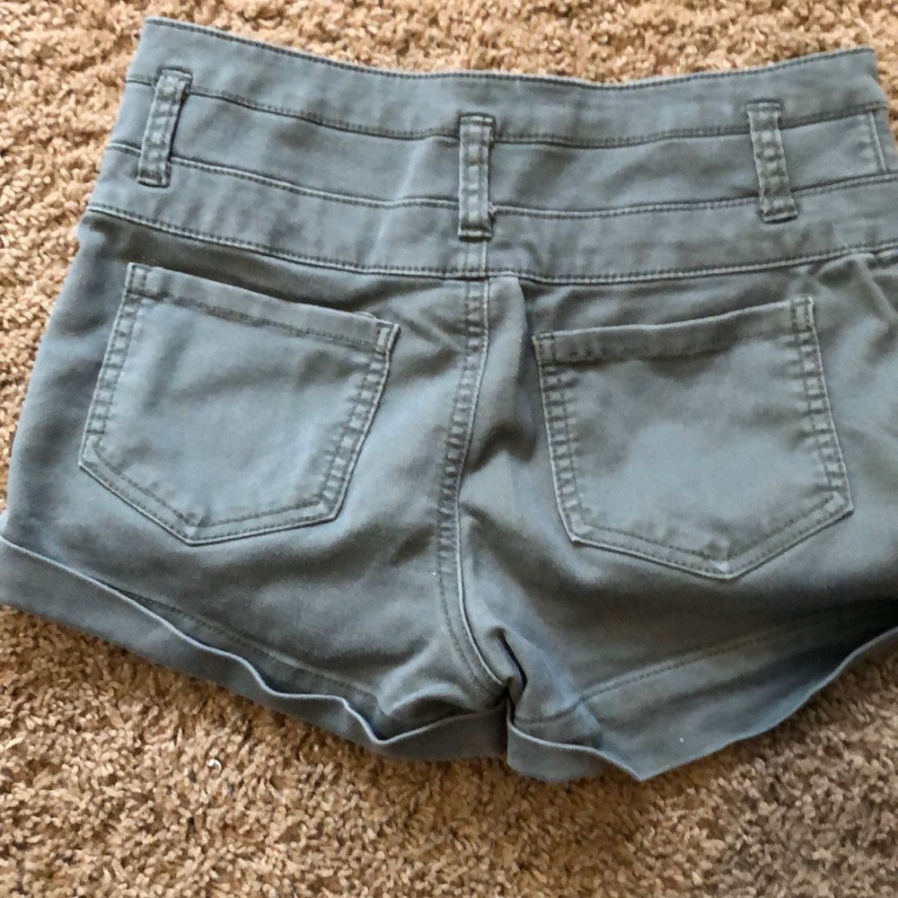 Shorts - Picture 2 of 2